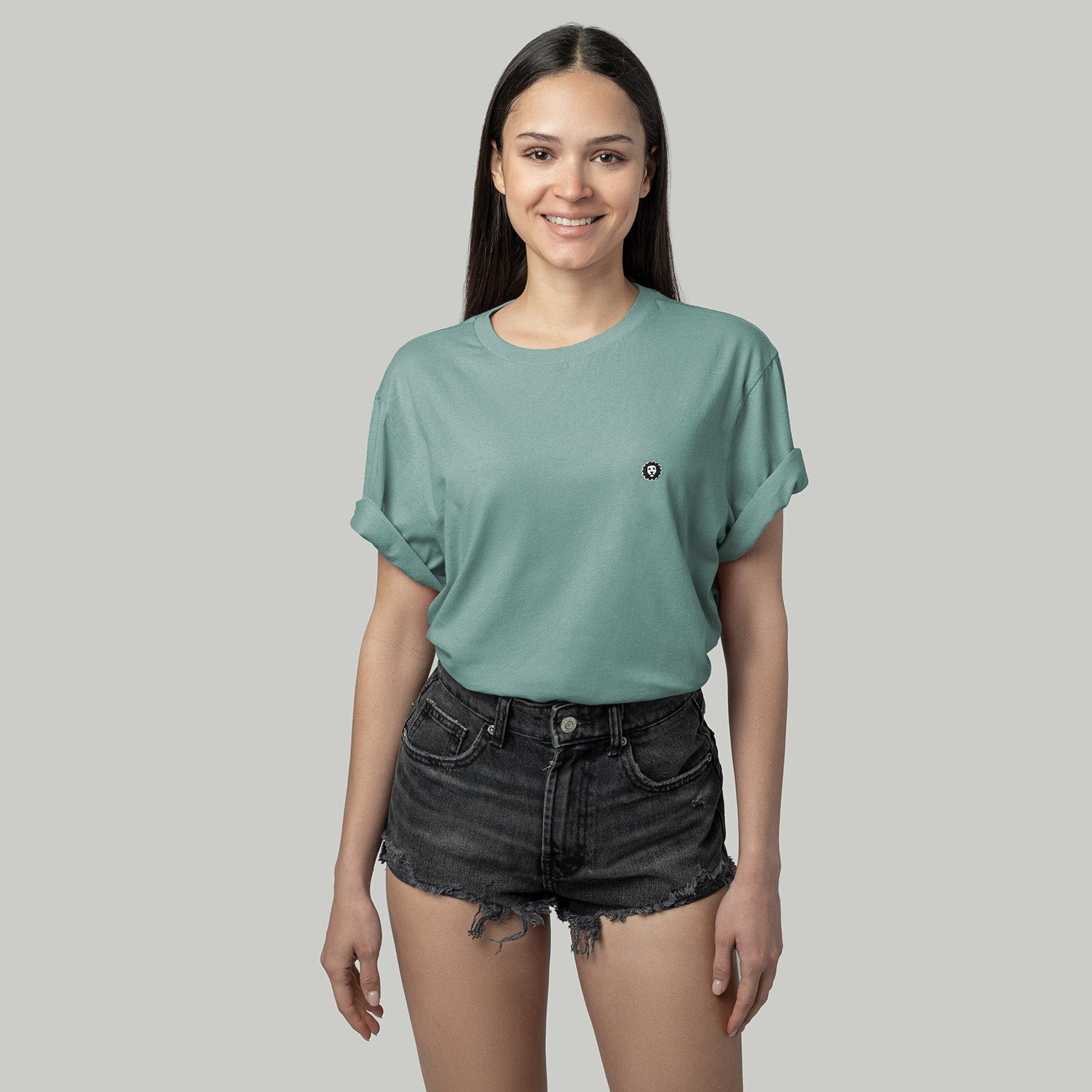 Lion Tee Essentials - Sage Green (2)